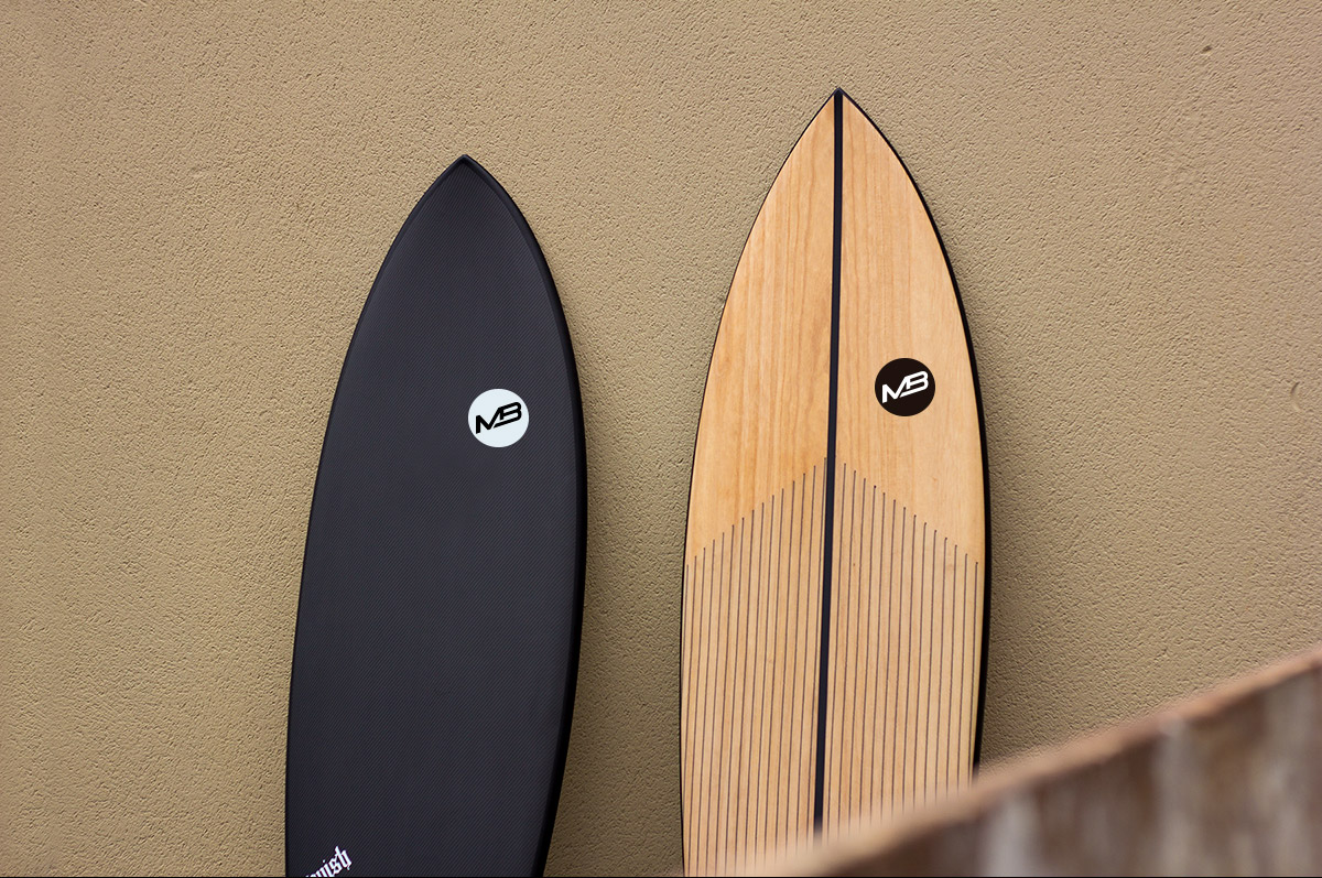 Vista de dos tablas de surf MB Surfboards